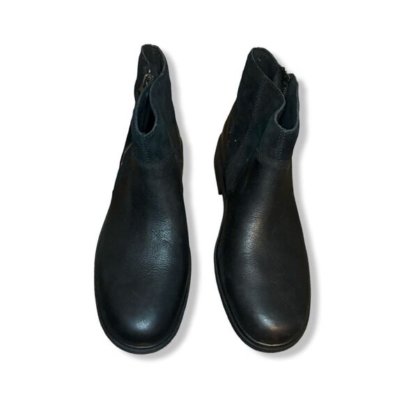 UGG | Harrison Zip Suede and Leather Boot | Size 10 - Picture 2 of 5